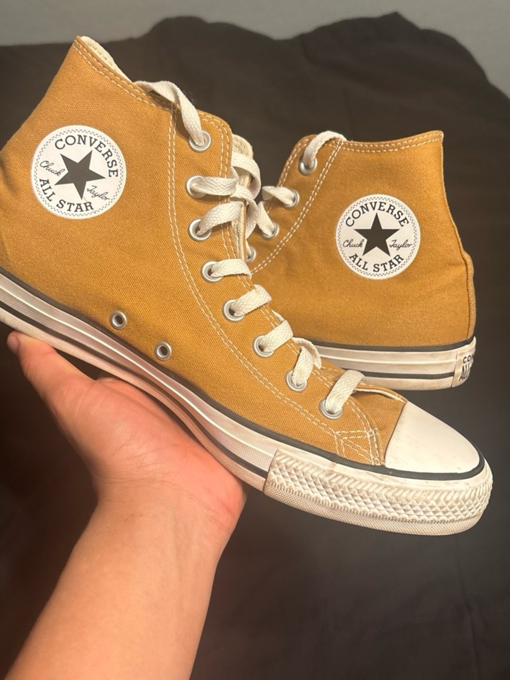 Converse High Top Sneakers Size:9.5
